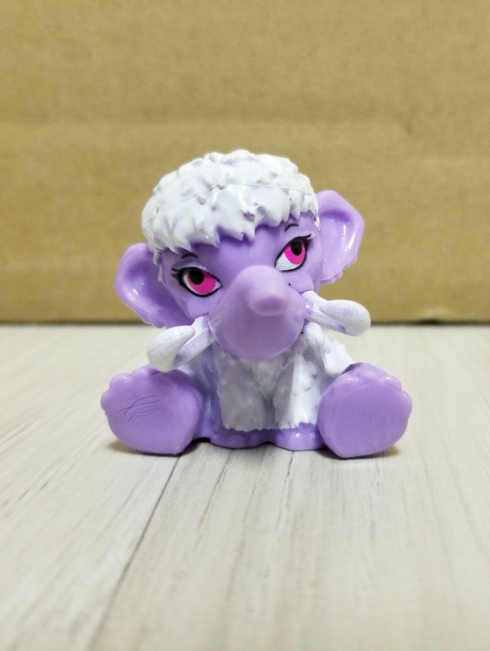 Monster High Shiver The Wolly Mammoth Figurine